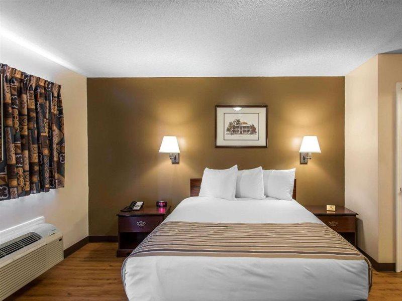 Suburban Extended Stay Hotel Hermitage Нэшвилл Экстерьер фото