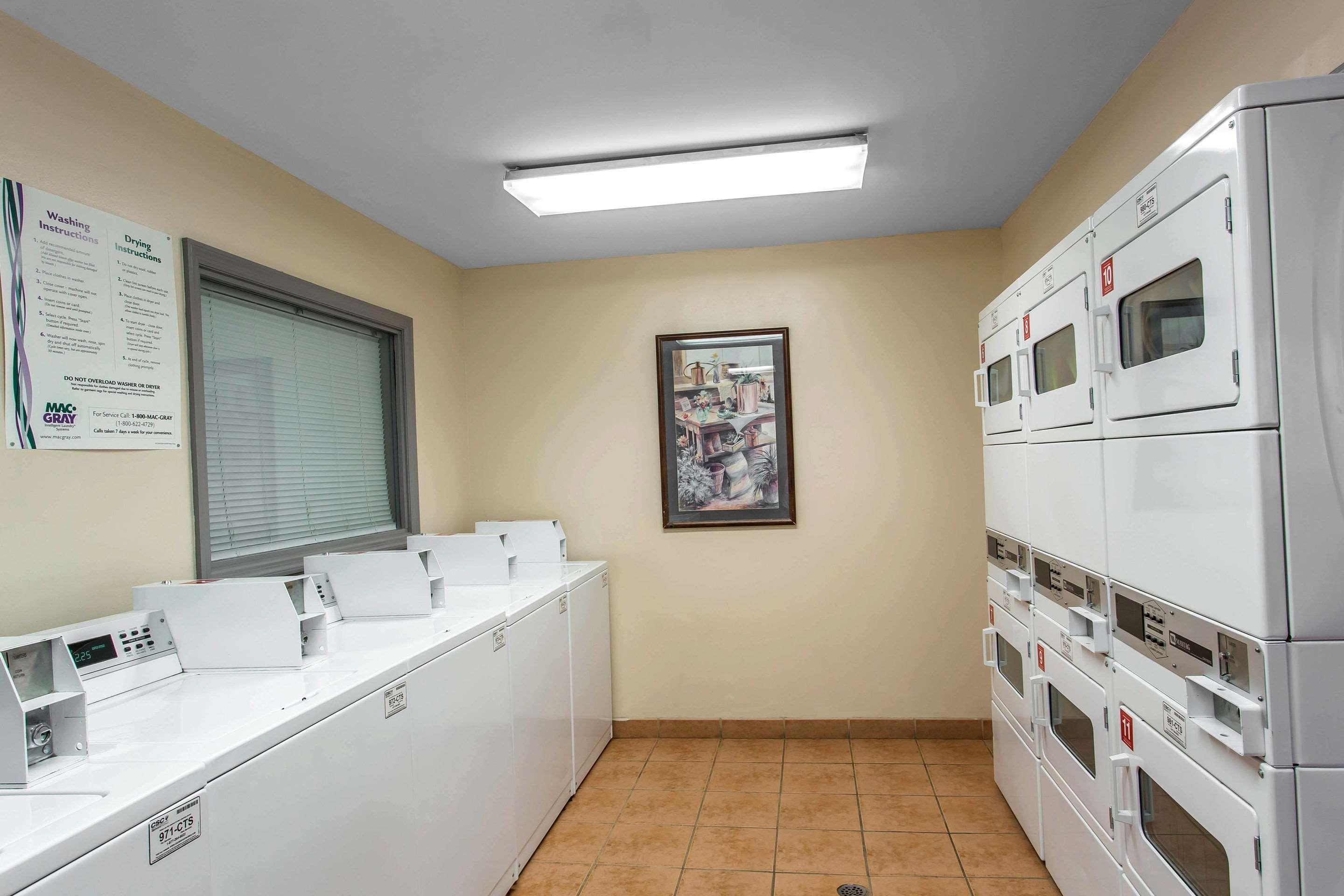 Suburban Extended Stay Hotel Hermitage Нэшвилл Экстерьер фото